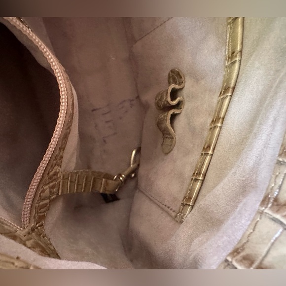 Brahmin toasted almond leather twist latch shoulder bag - Picture 11 of 15